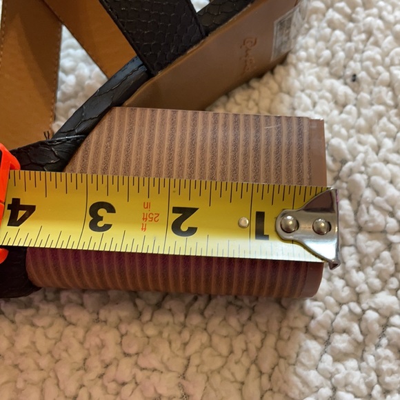 🔴SOLD🔴BRAND NEW Qupid Strappy Heels - Picture 8 of 9